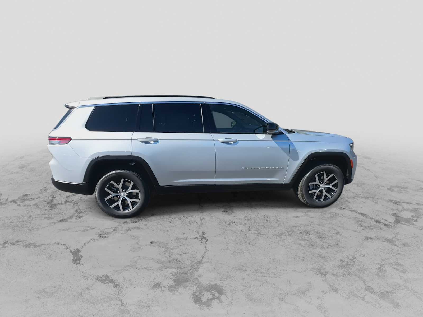 Thumbnail: 2025 Jeep Grand Cherokee - 9