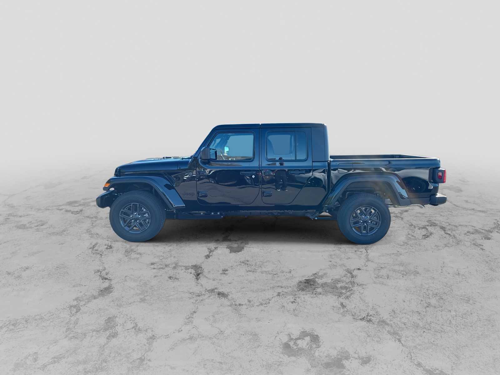 Thumbnail: 2026 Jeep Gladiator - 5