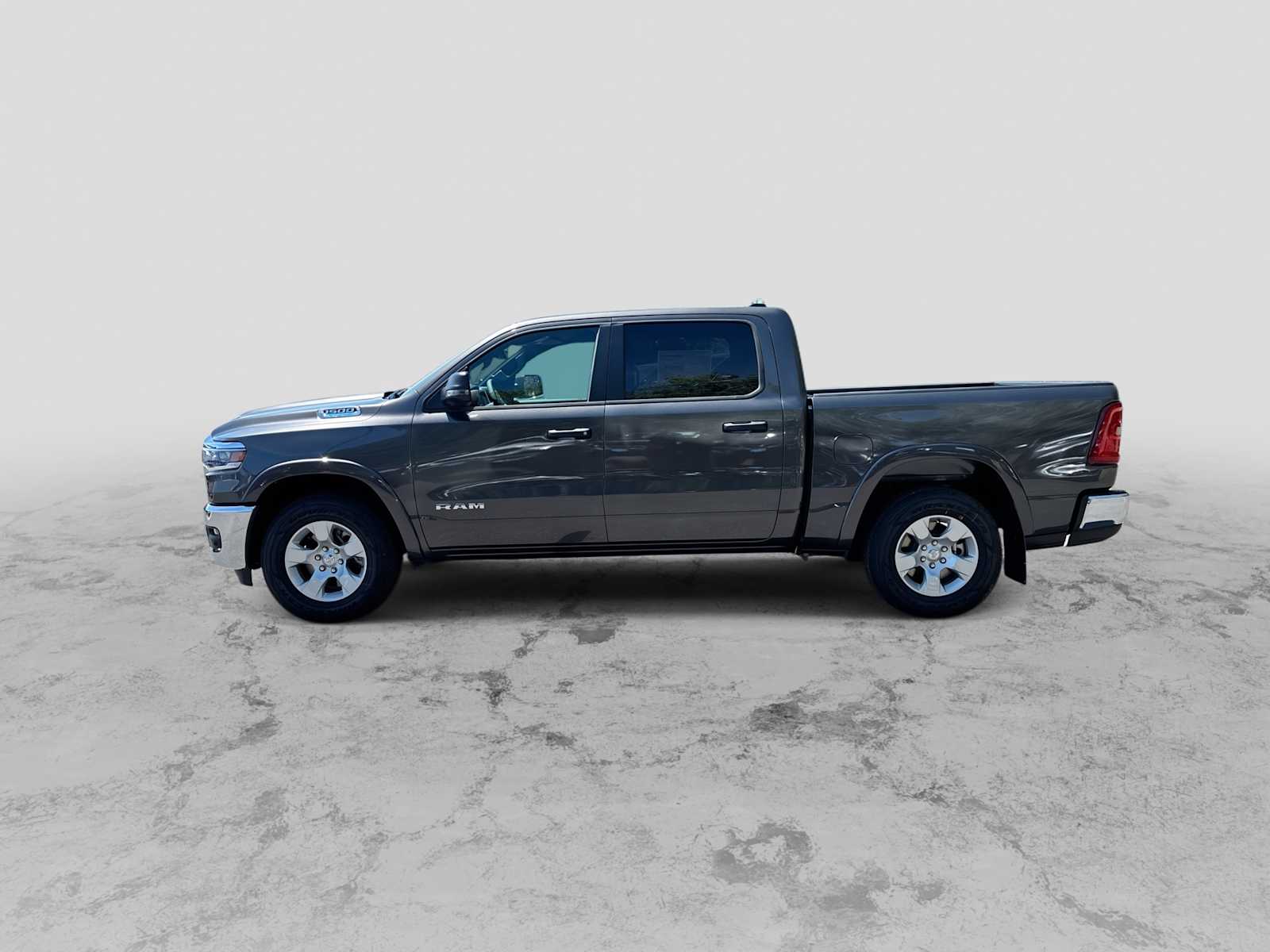 Thumbnail: 2026 RAM 1500 - 5