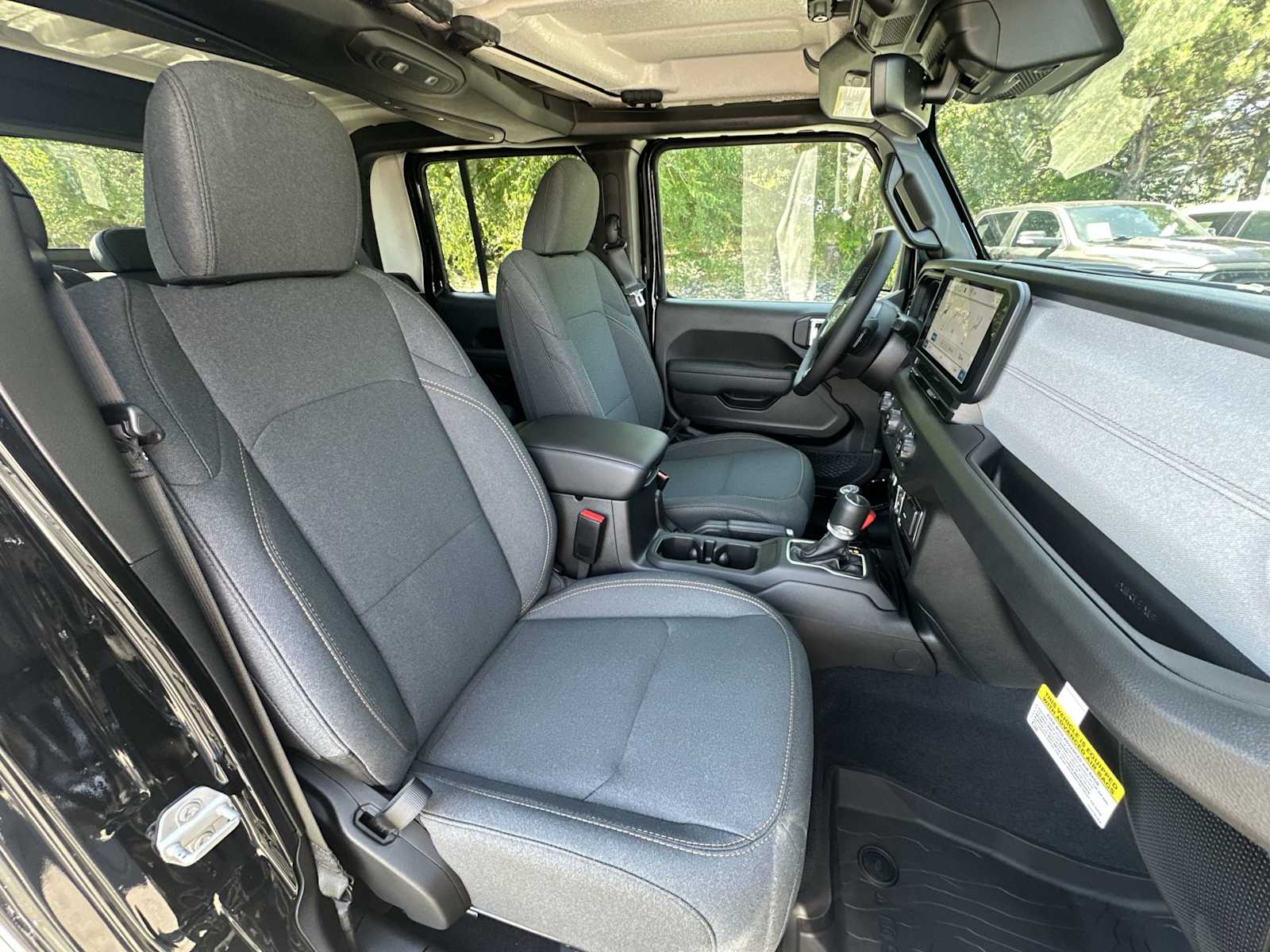 Thumbnail: 2025 Jeep Gladiator - 24