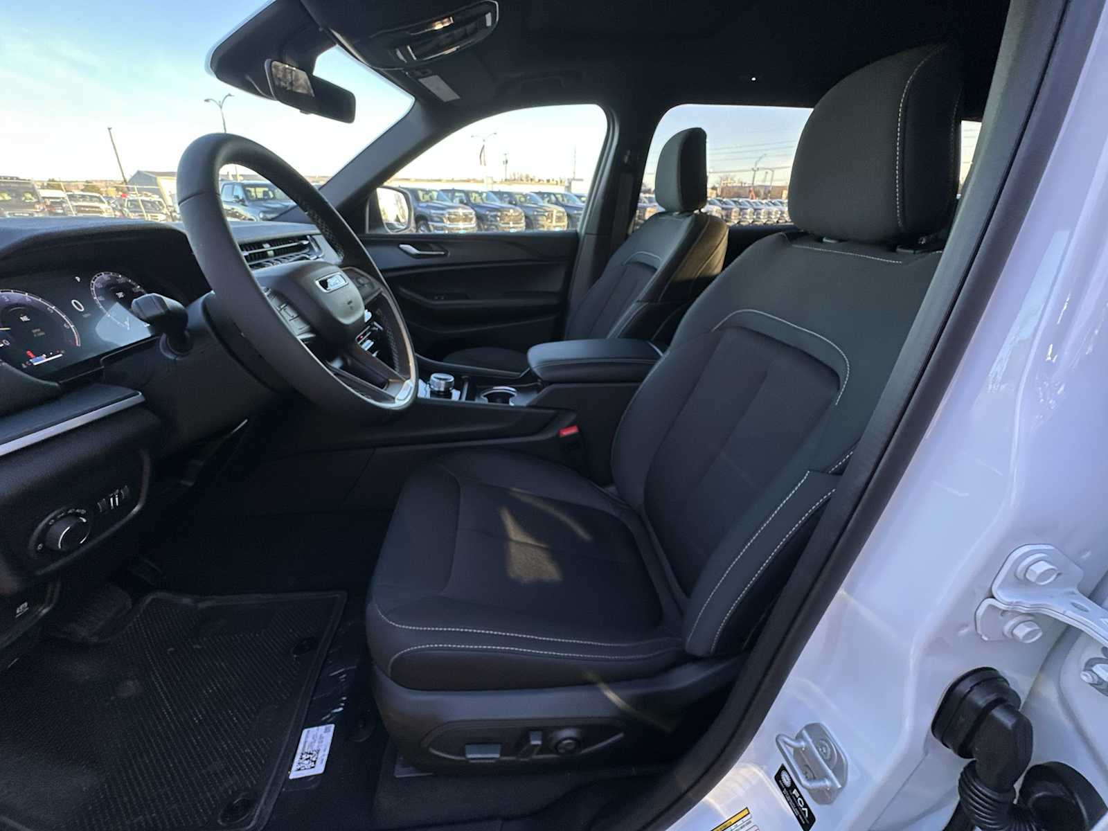 Thumbnail: 2025 Jeep Grand Cherokee - 13