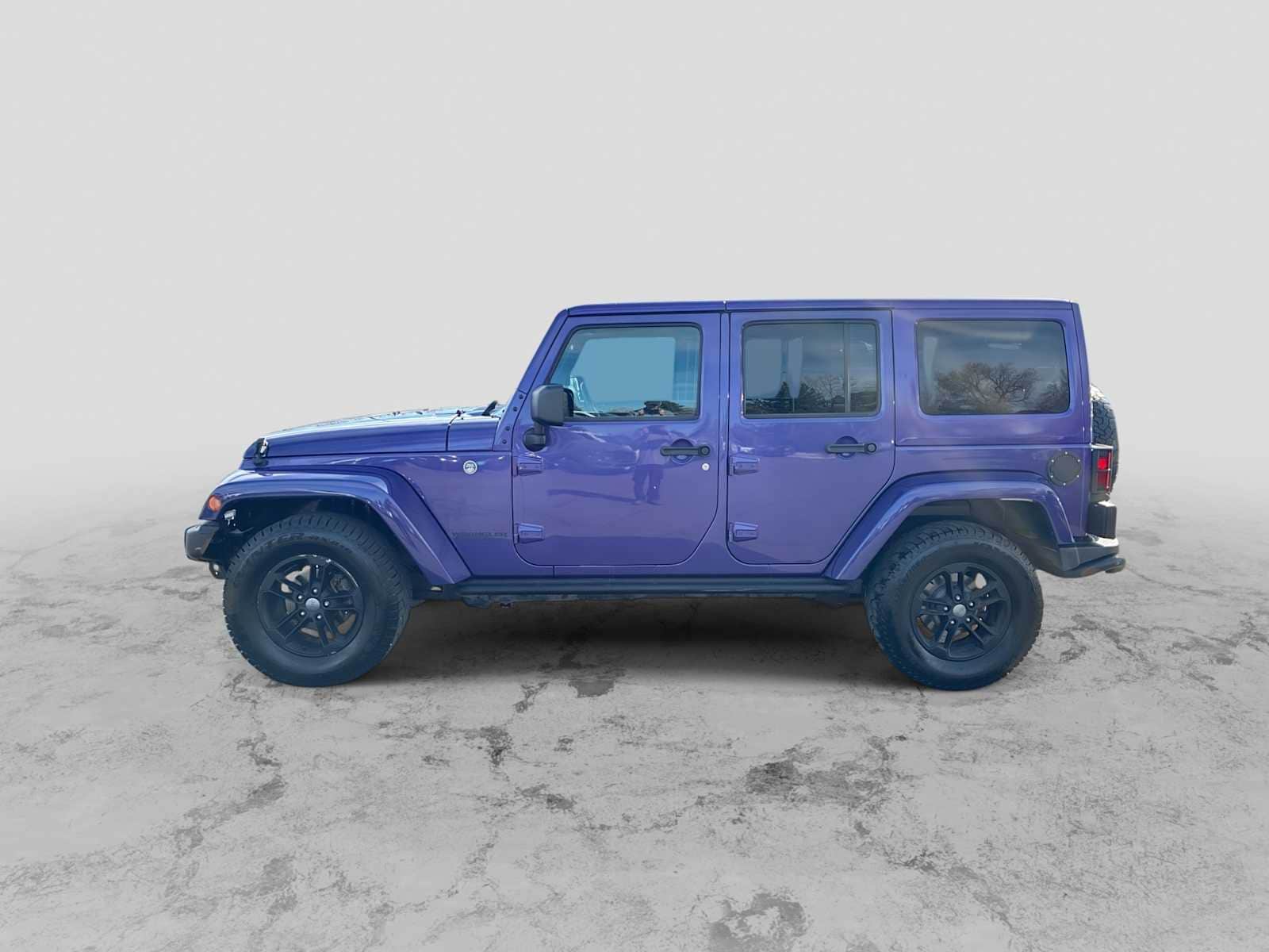 Thumbnail: 2017 Jeep Wrangler - 5