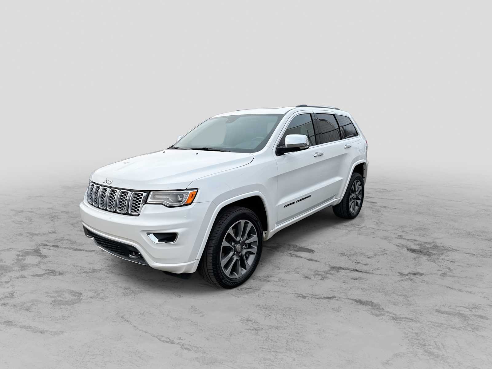 Thumbnail: 2017 Jeep Grand Cherokee - 4