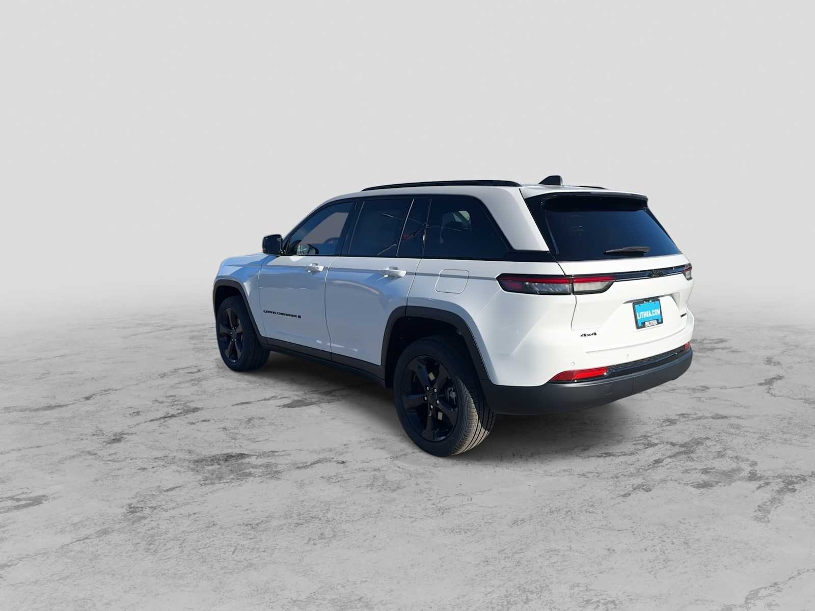 Thumbnail: 2025 Jeep Grand Cherokee - 6