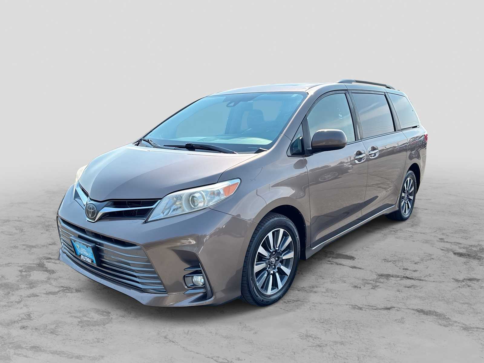 2020 Toyota Sienna XLE 7 Passenger