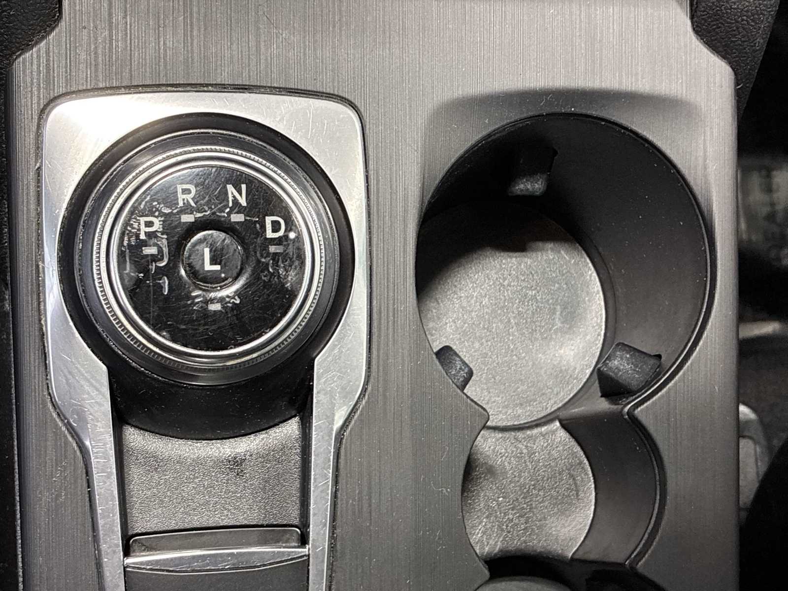 Thumbnail: 2021 Ford Escape - 21