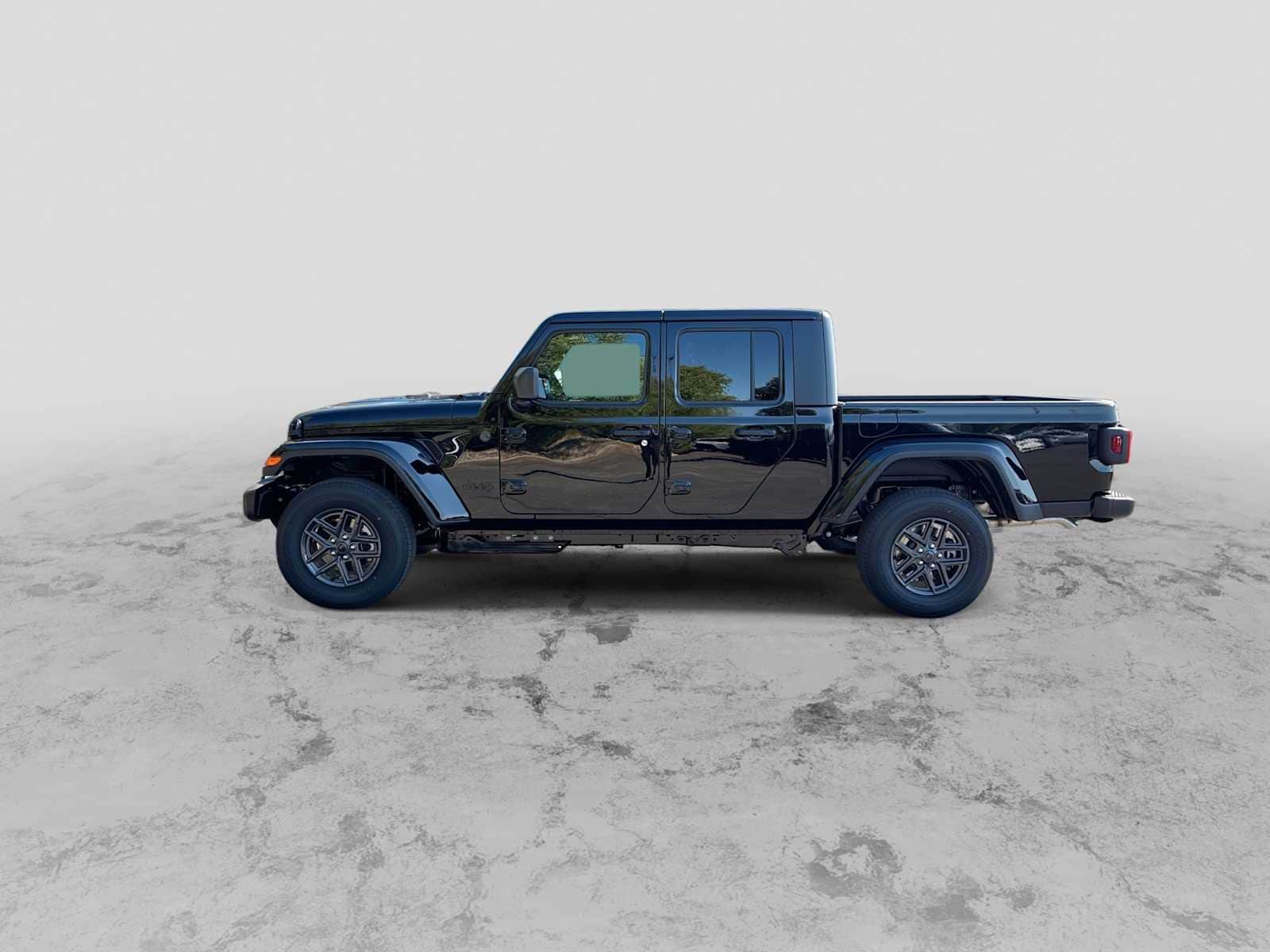 Thumbnail: 2026 Jeep Gladiator - 5