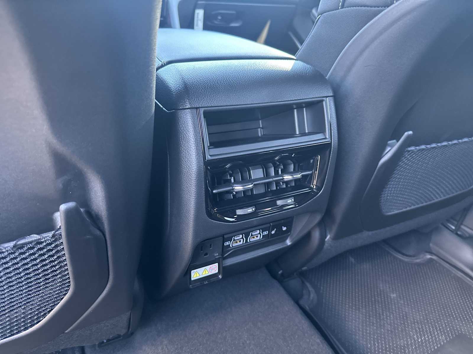 Thumbnail: 2025 Jeep Grand Cherokee - 22