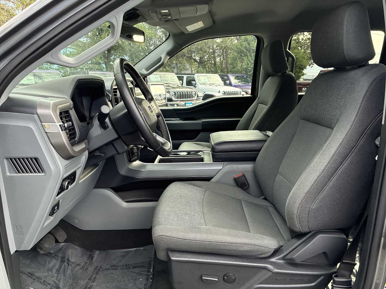 2024 Ford F-150 XLT - Photo 13