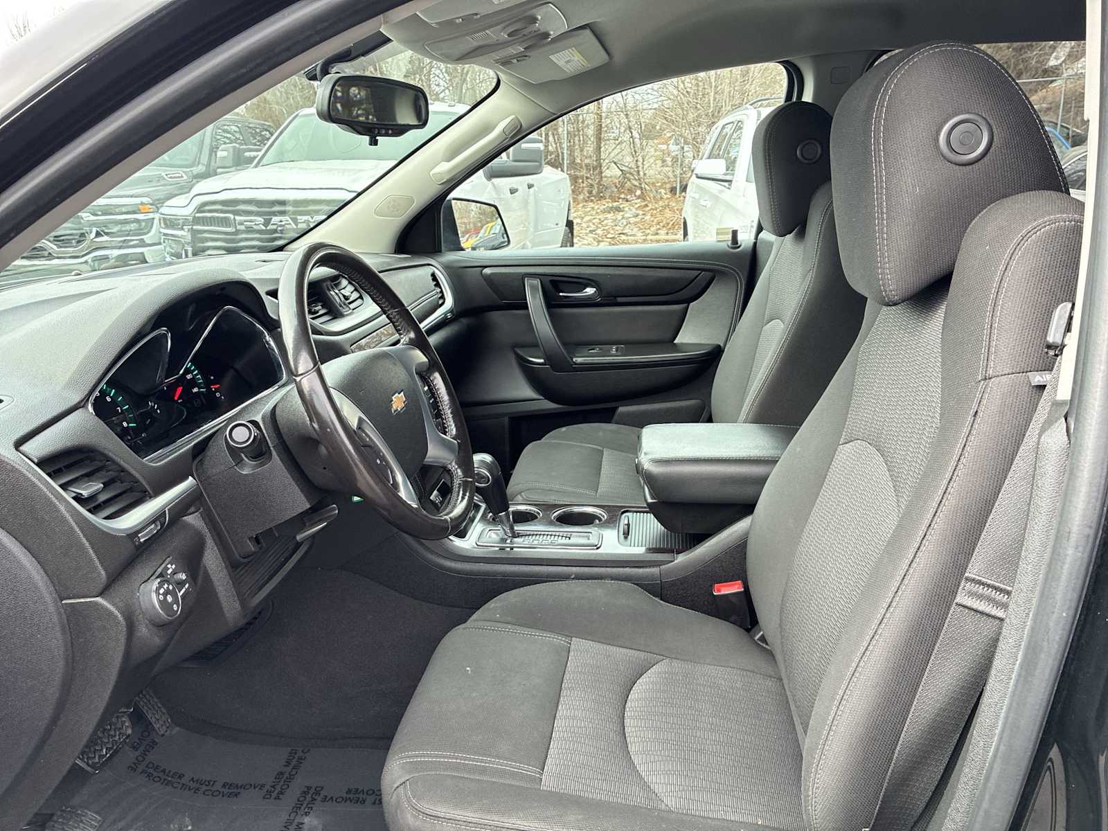 Thumbnail: 2017 Chevrolet Traverse - 13