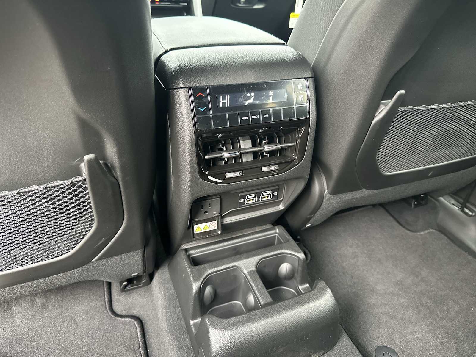 Thumbnail: 2025 Jeep Grand Cherokee - 20