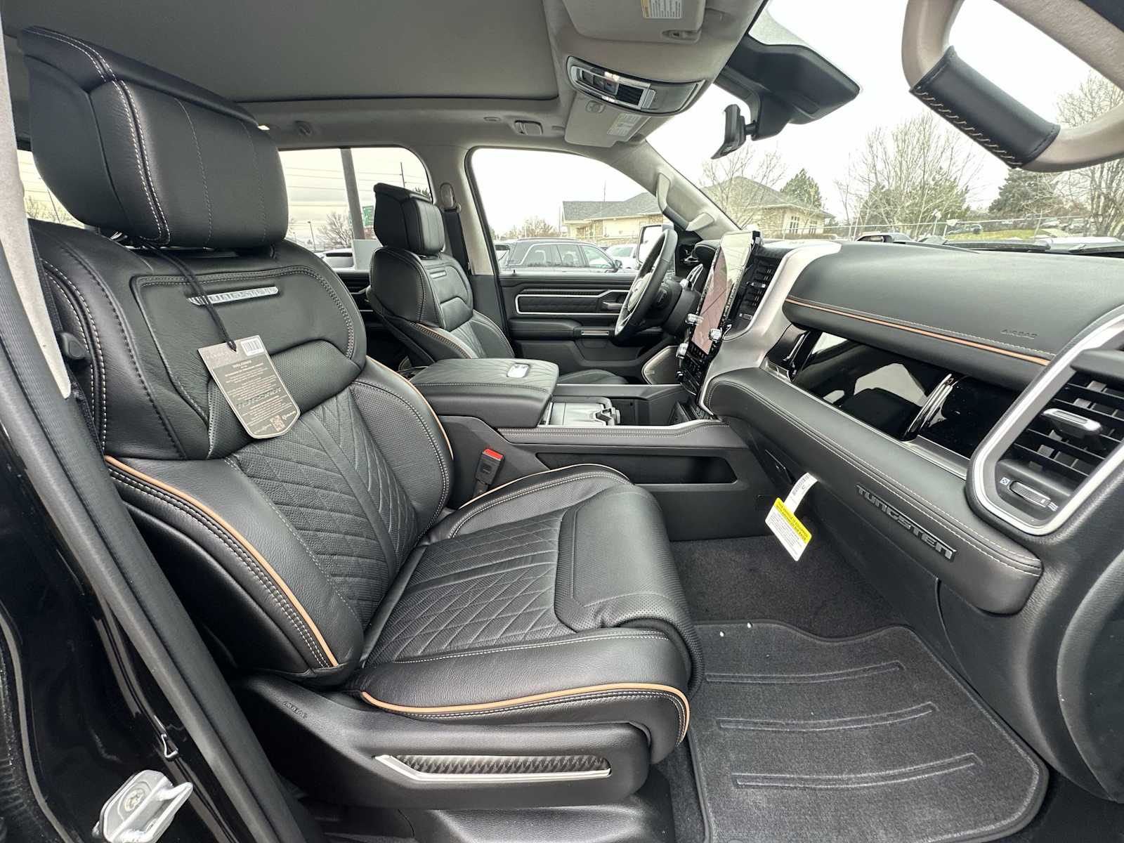 Thumbnail: 2026 RAM 1500 - 25