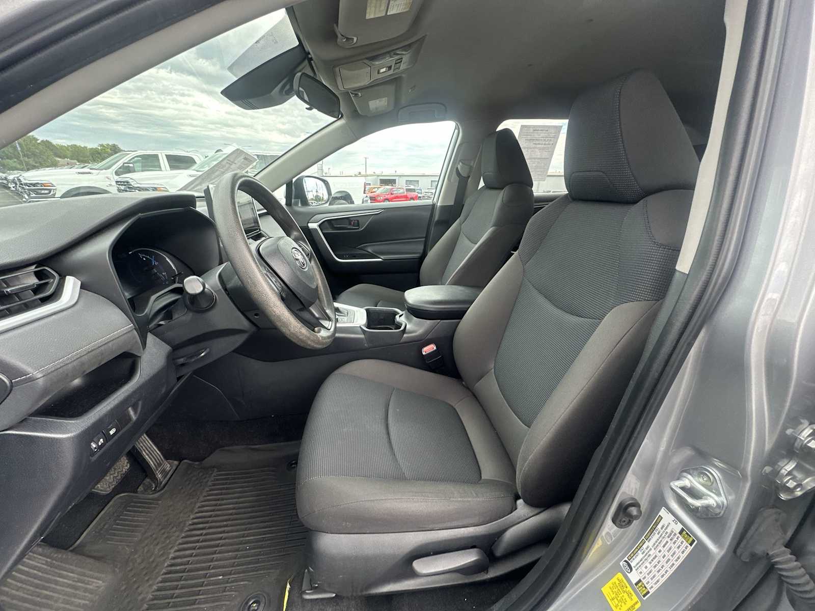 Thumbnail: 2023 Toyota RAV4 - 13