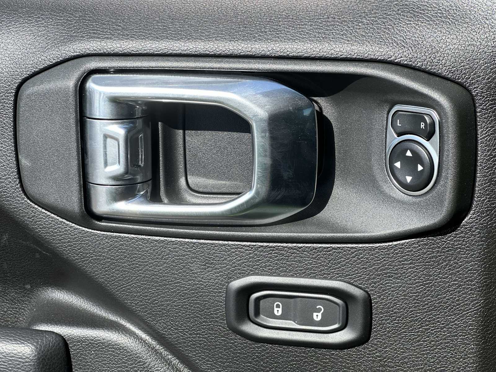 Thumbnail: 2025 Jeep Wrangler - 15