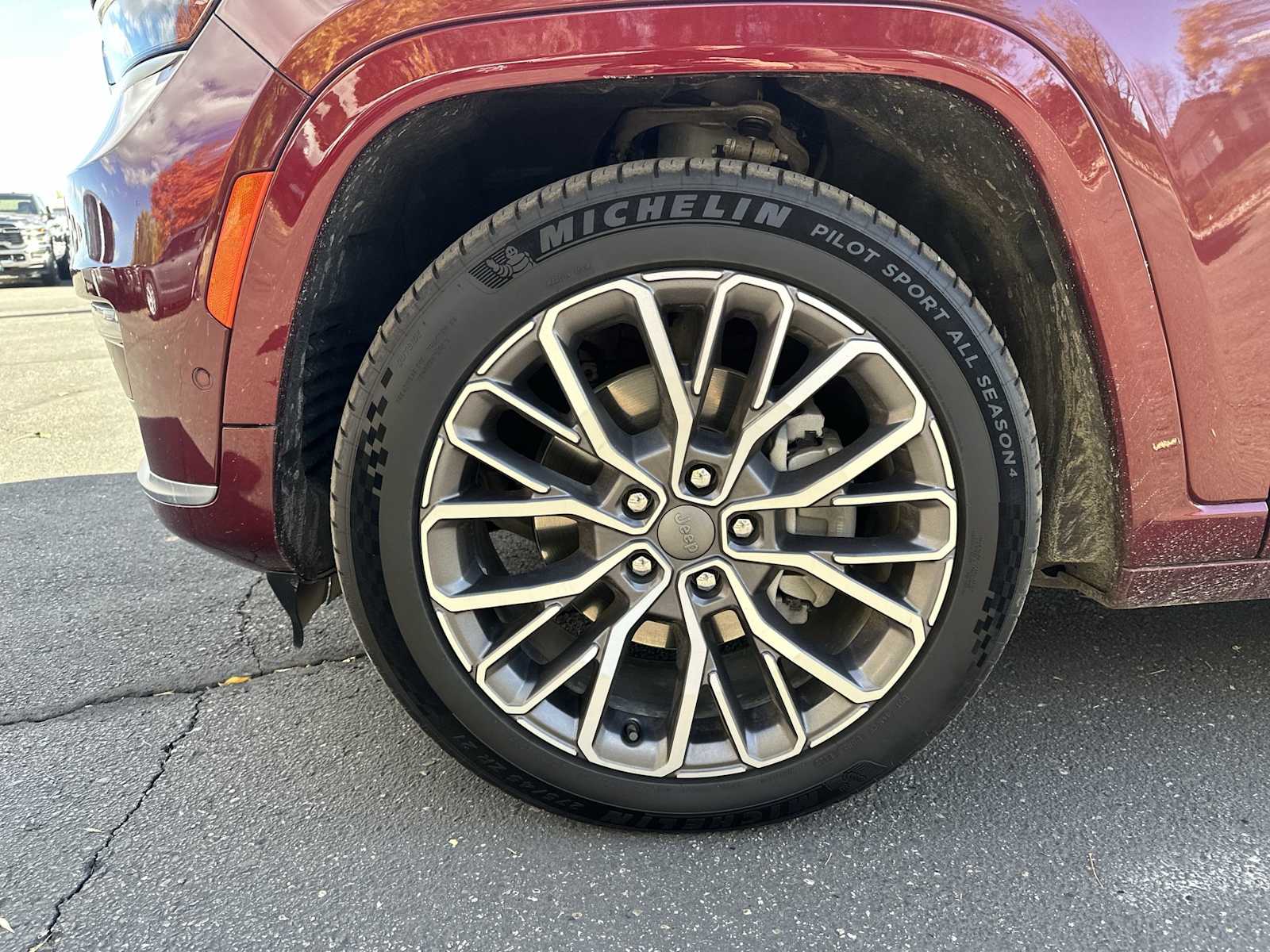 Thumbnail: 2023 Jeep Grand Cherokee - 18