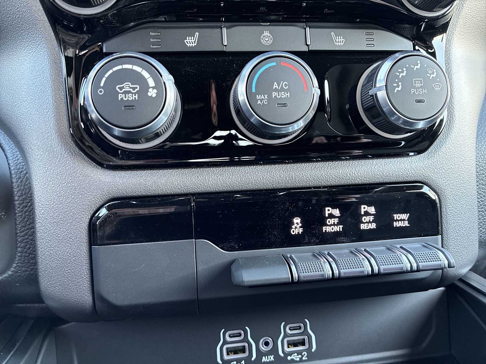 Thumbnail: 2026 RAM 1500 - 16