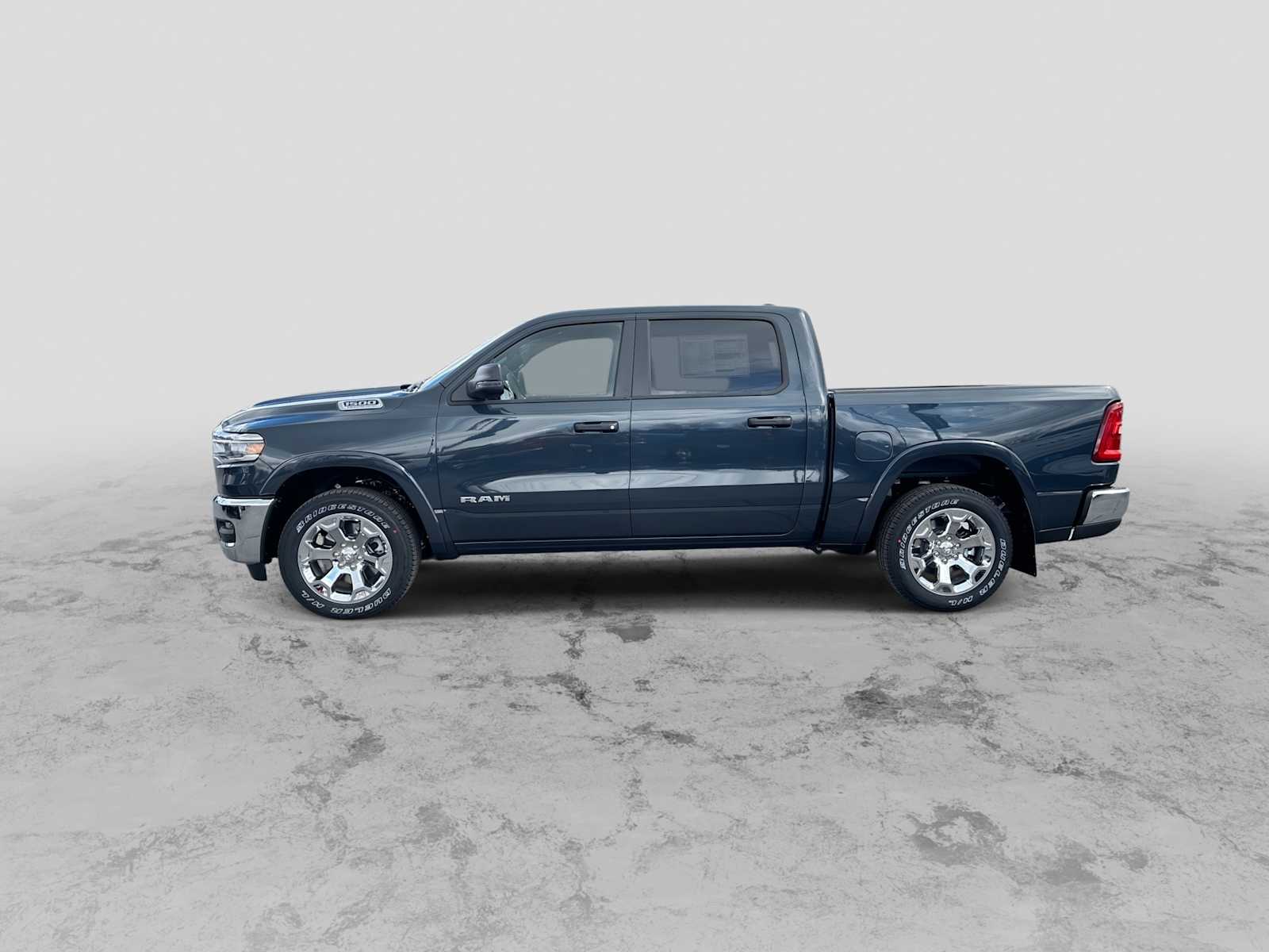 Thumbnail: 2026 RAM 1500 - 5
