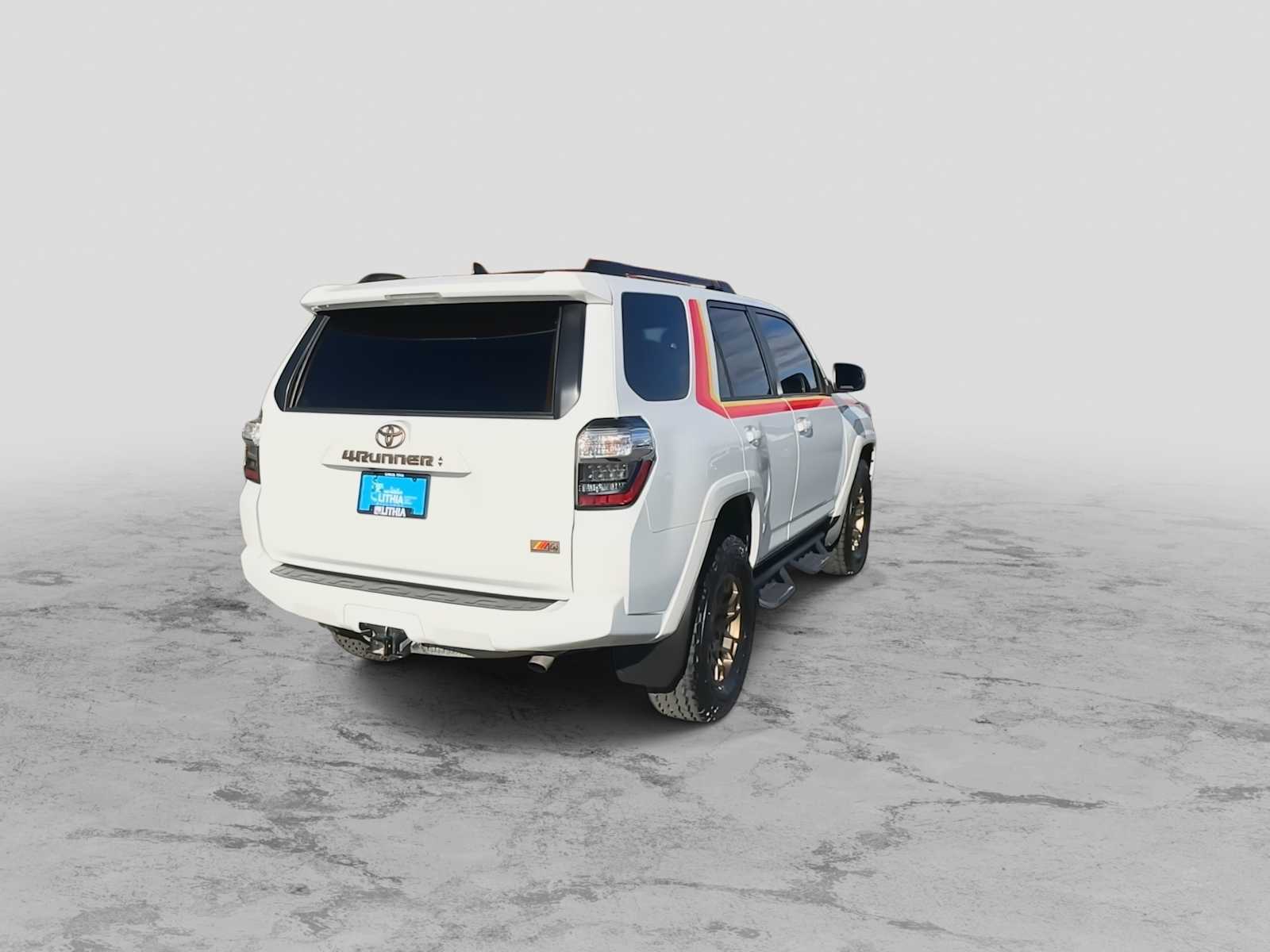 Thumbnail: 2023 Toyota 4Runner - 8