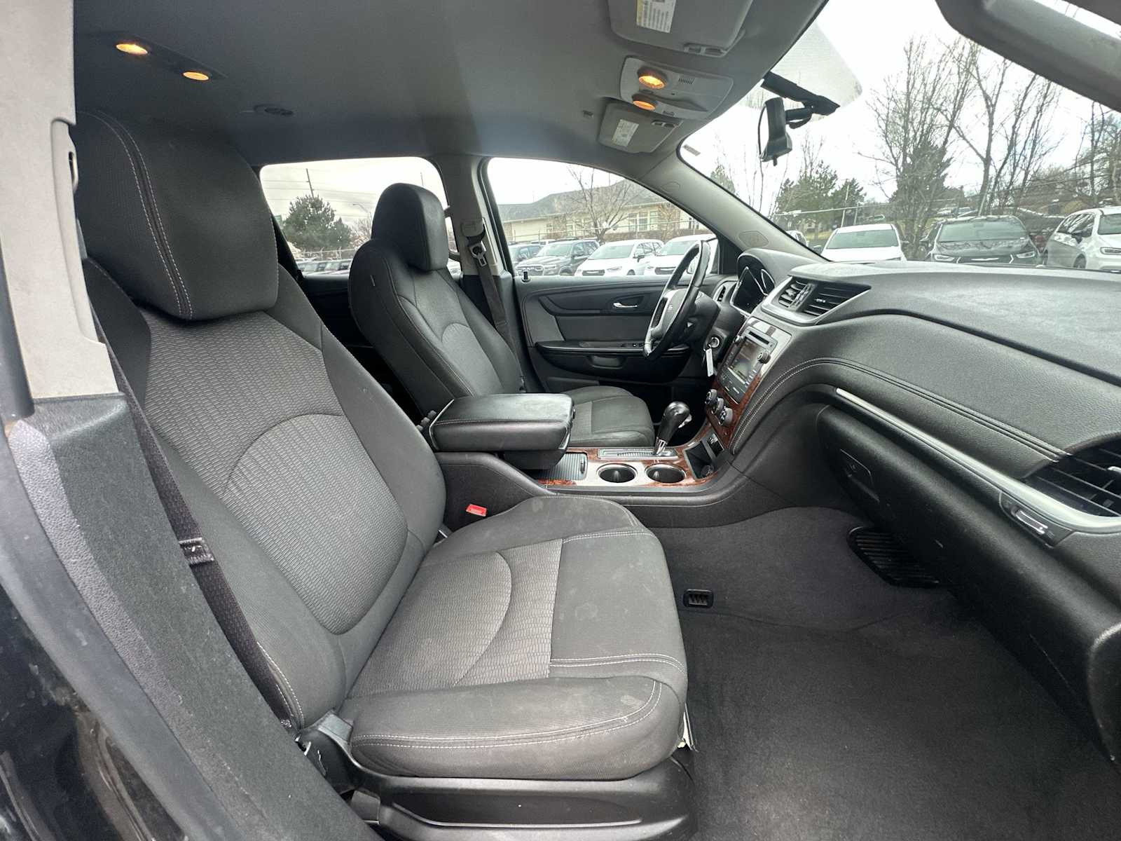 Thumbnail: 2014 Chevrolet Traverse - 24