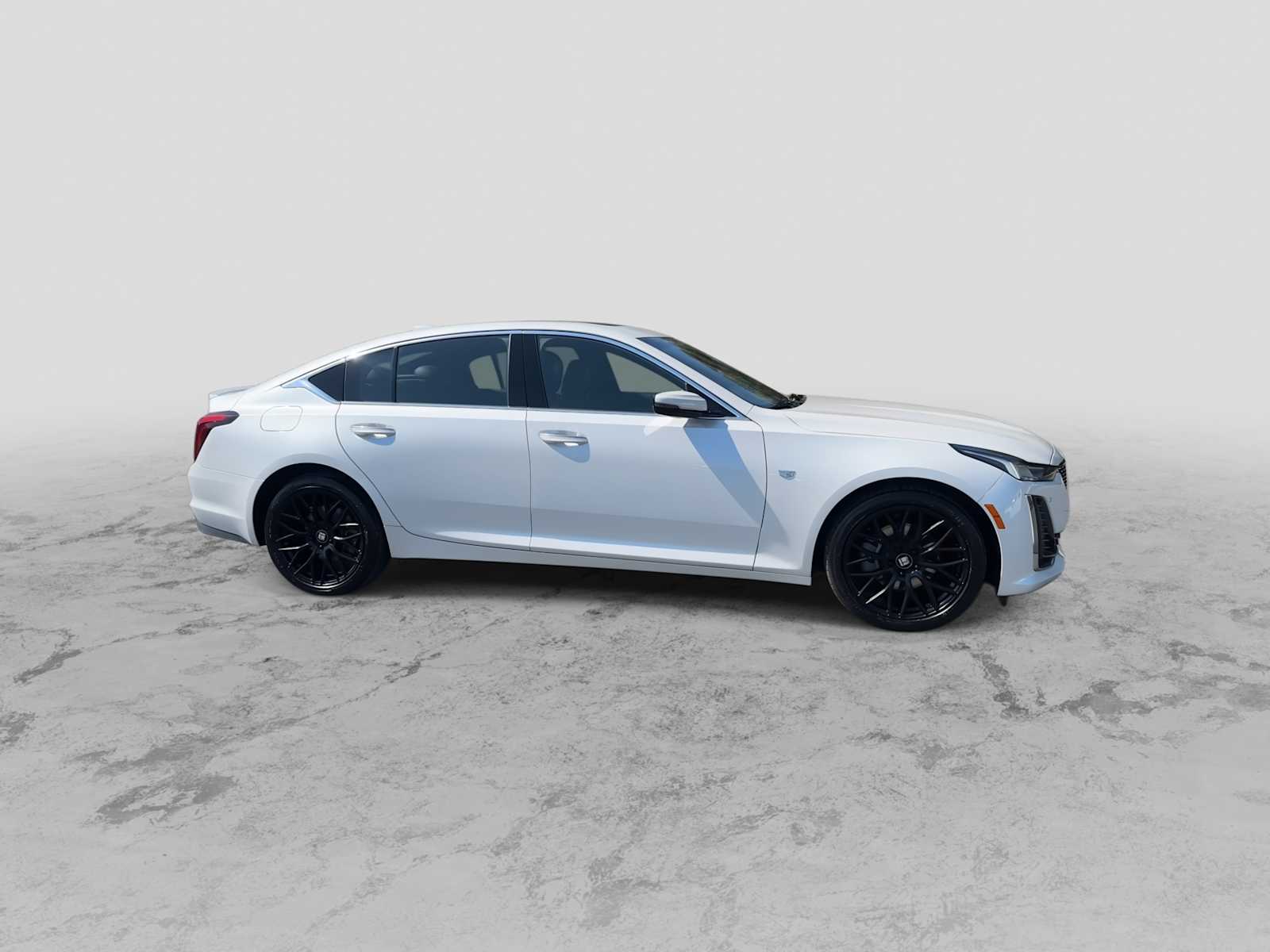 Thumbnail: 2022 Cadillac CT5 - 9