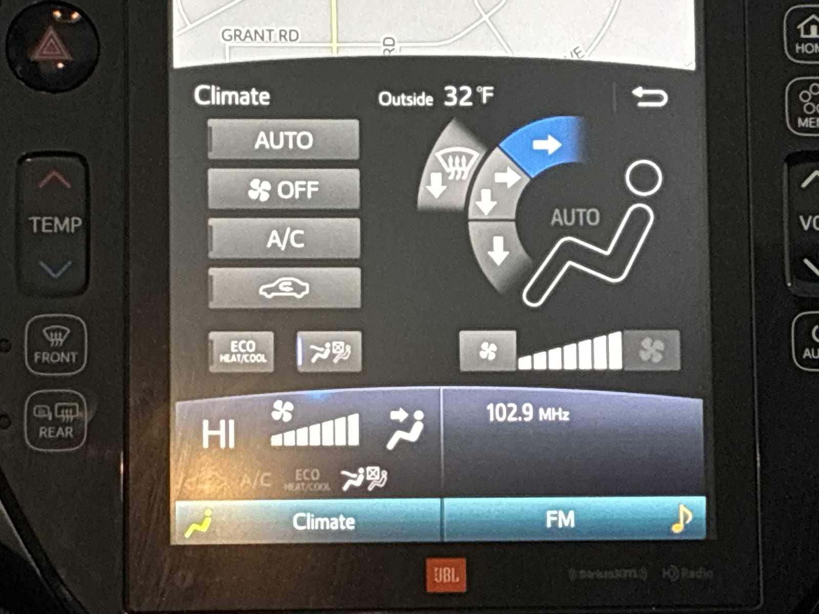 Thumbnail: 2021 Toyota Prius Prime - 16