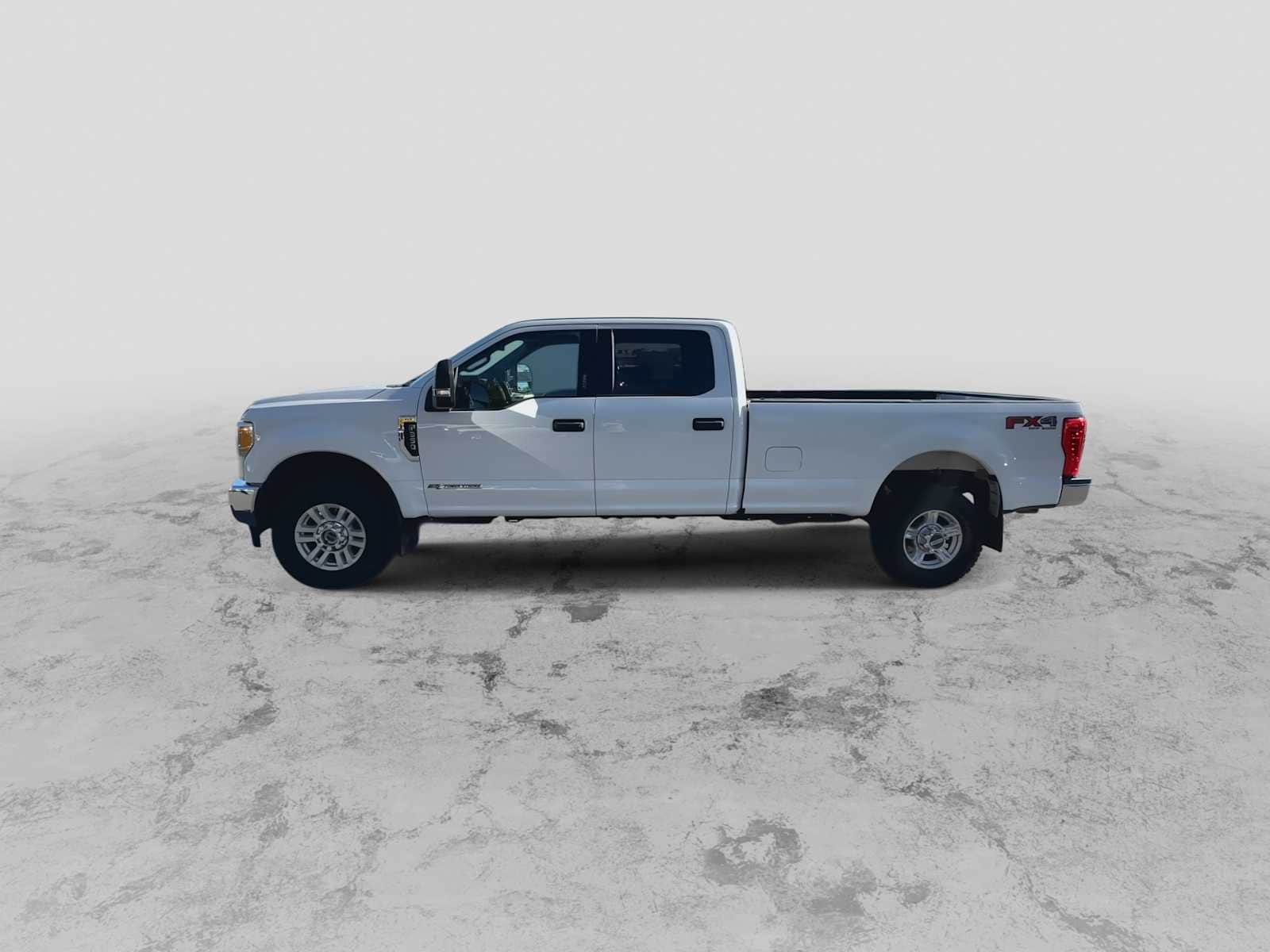 Thumbnail: 2017 Ford F-350 - 5