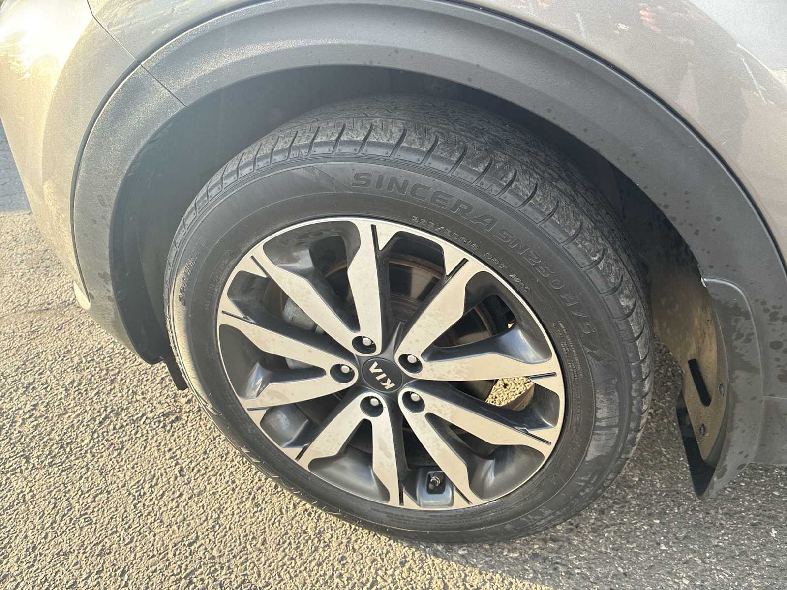 Thumbnail: 2017 Kia Sportage - 19