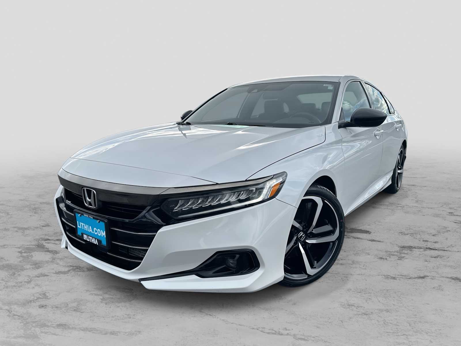 2022 Honda Accord Sport's photo