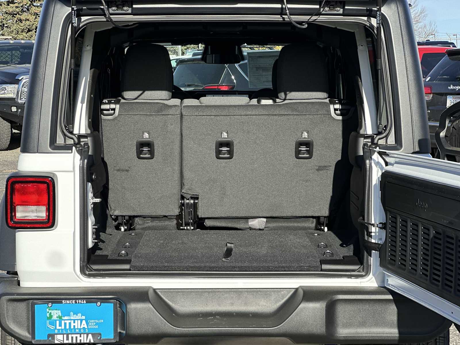 Thumbnail: 2026 Jeep Wrangler - 18