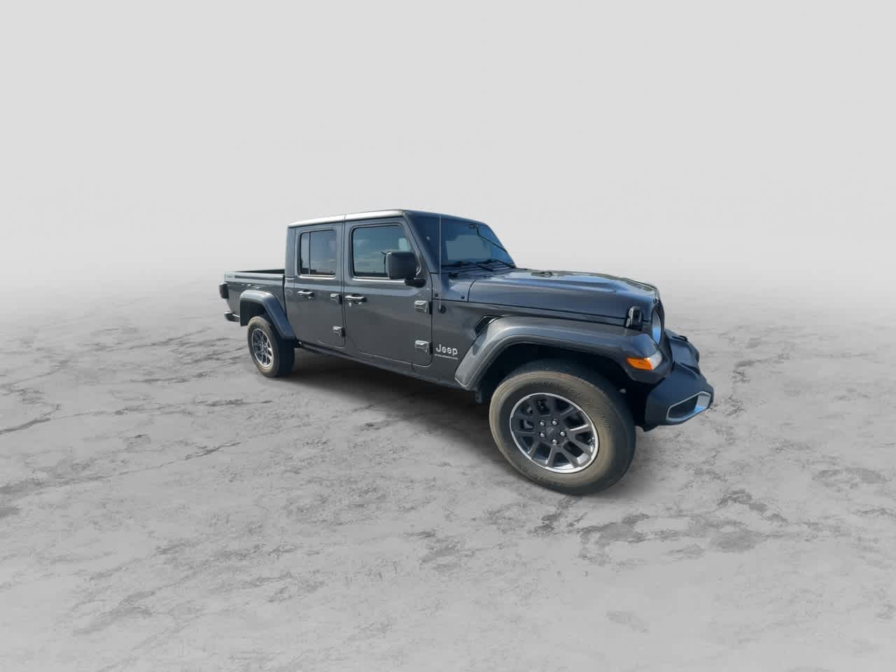 2023 Jeep Gladiator Overland photo 2