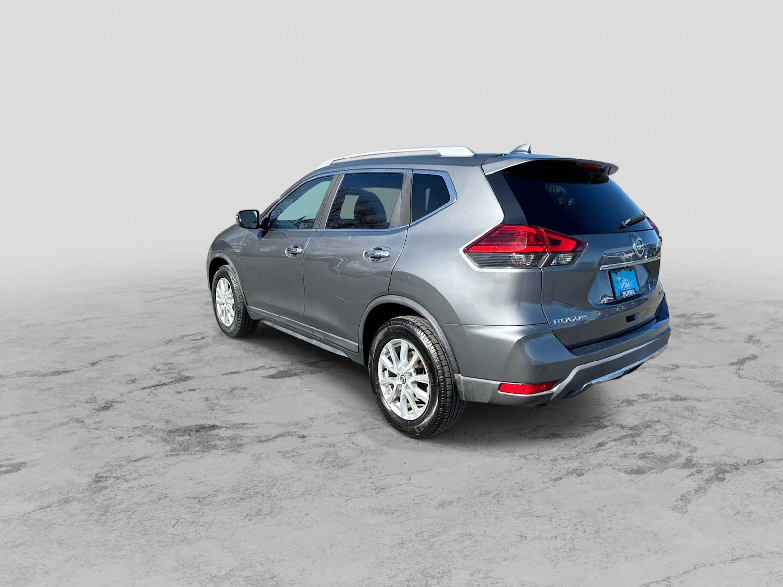 Thumbnail: 2017 Nissan Rogue - 6