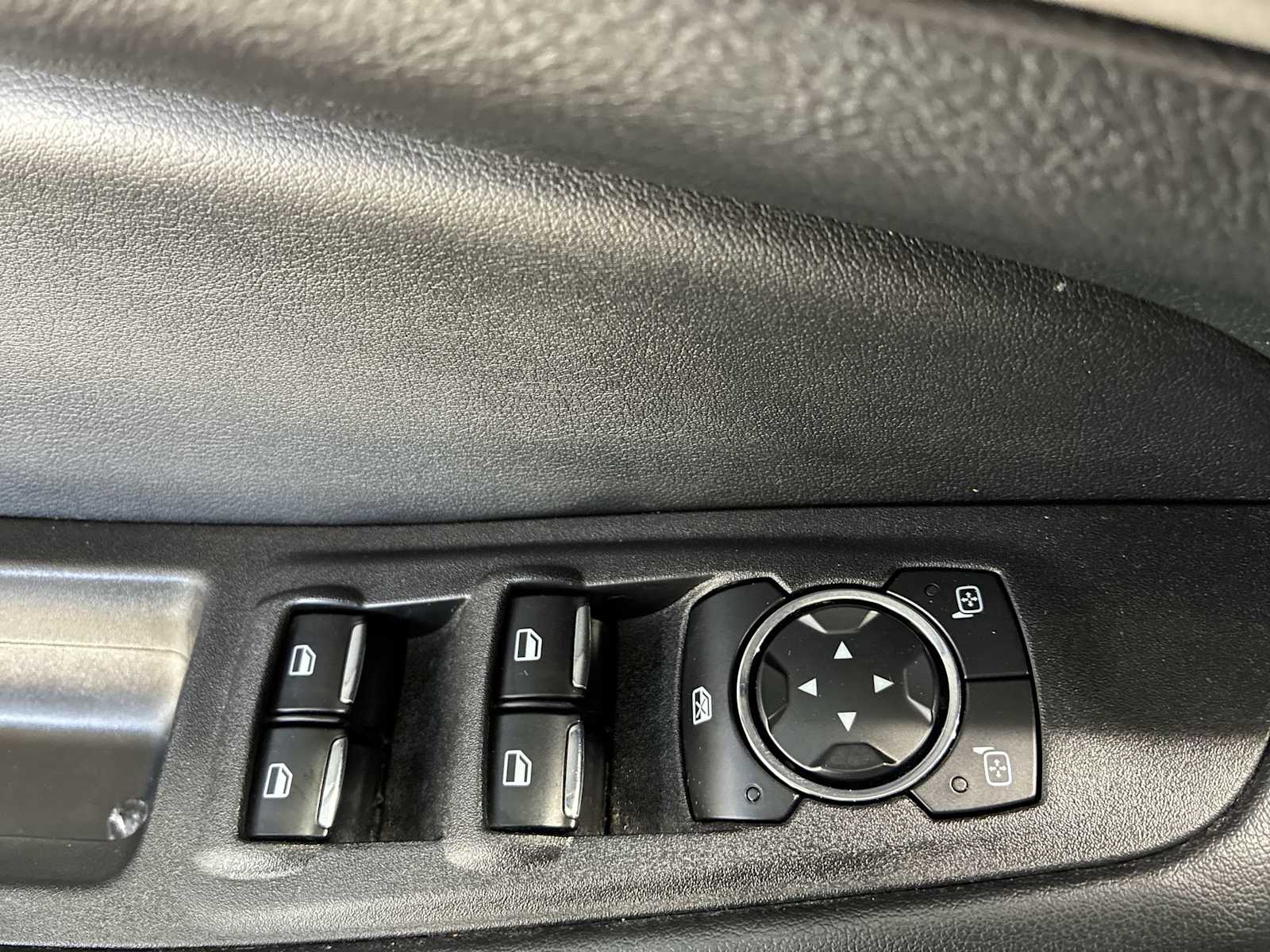 Thumbnail: 2023 Ford Edge - 15