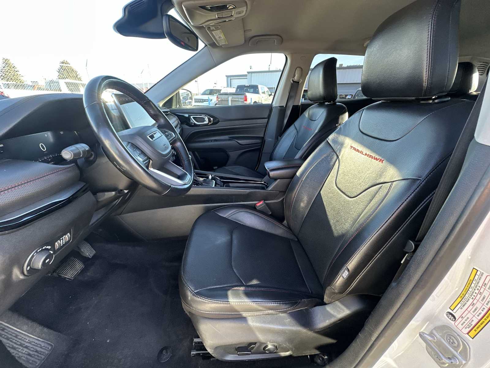 Thumbnail: 2022 Jeep Compass - 13