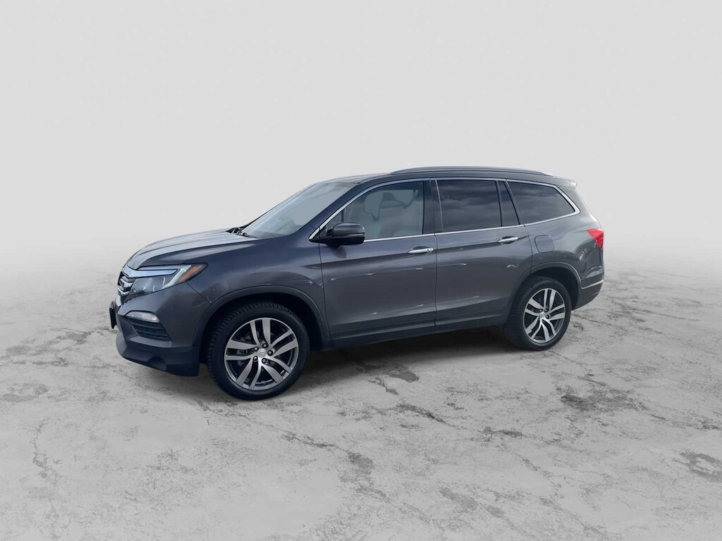 Used 2017 Honda Pilot Touring AWD SUV