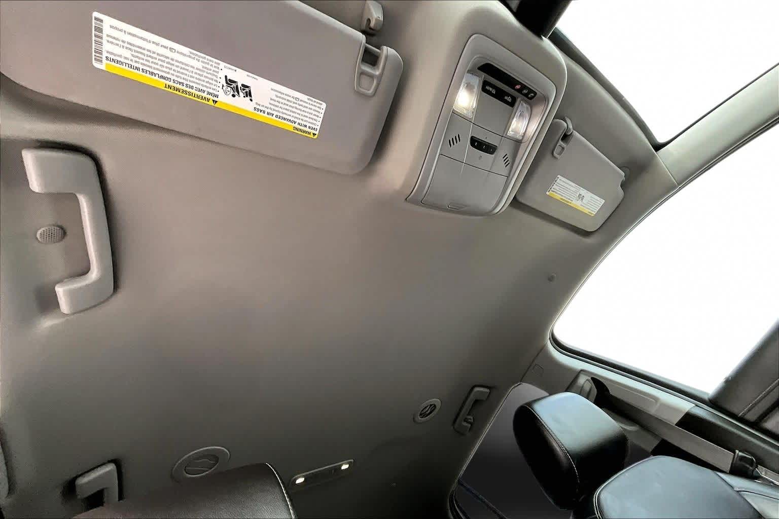 Thumbnail: 2023 GMC Acadia - 26