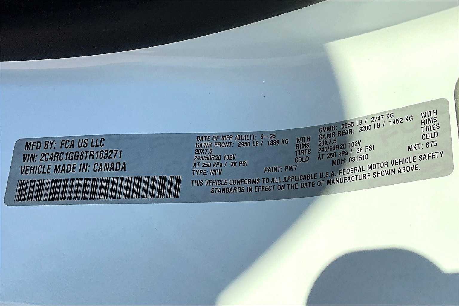 Thumbnail: 2026 Chrysler Pacifica - 19