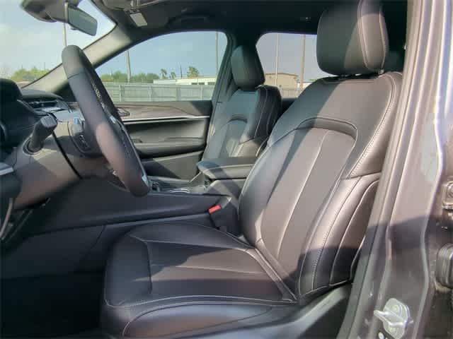 Thumbnail: 2025 Jeep Grand Cherokee - 17