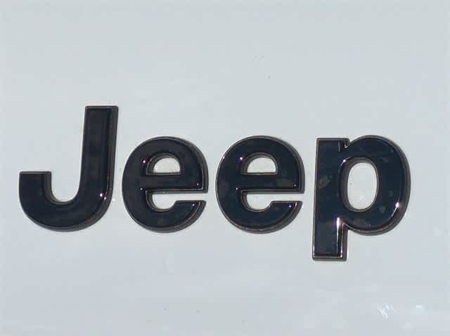Thumbnail: 2025 Jeep Grand Cherokee - 12
