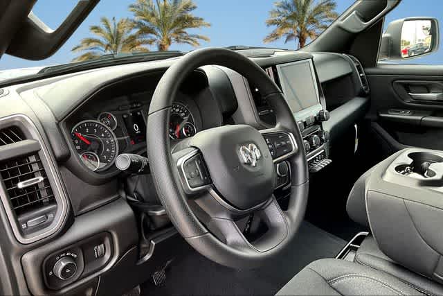 Thumbnail: 2025 RAM 1500 - 2