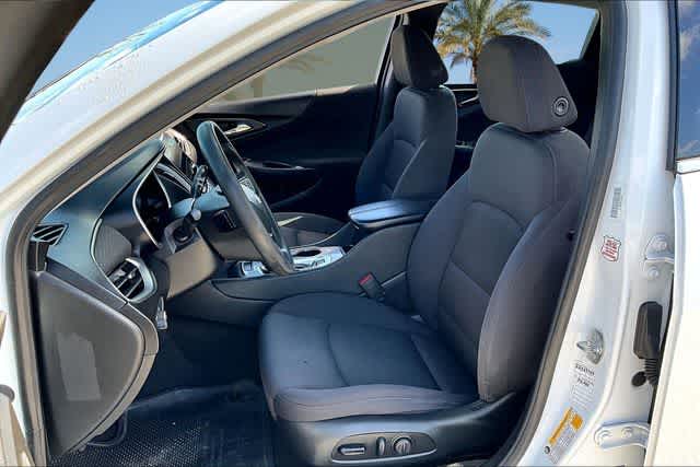 Thumbnail: 2023 Chevrolet Malibu - 10