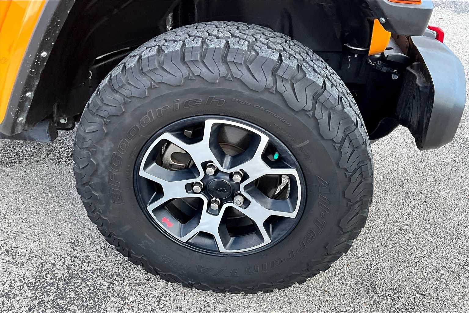 Thumbnail: 2021 Jeep Wrangler - 30