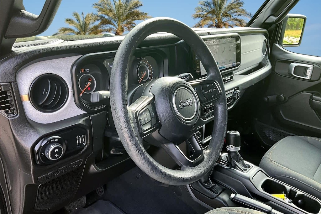 Used 2024 Jeep Gladiator Sport Truck Crew Cab