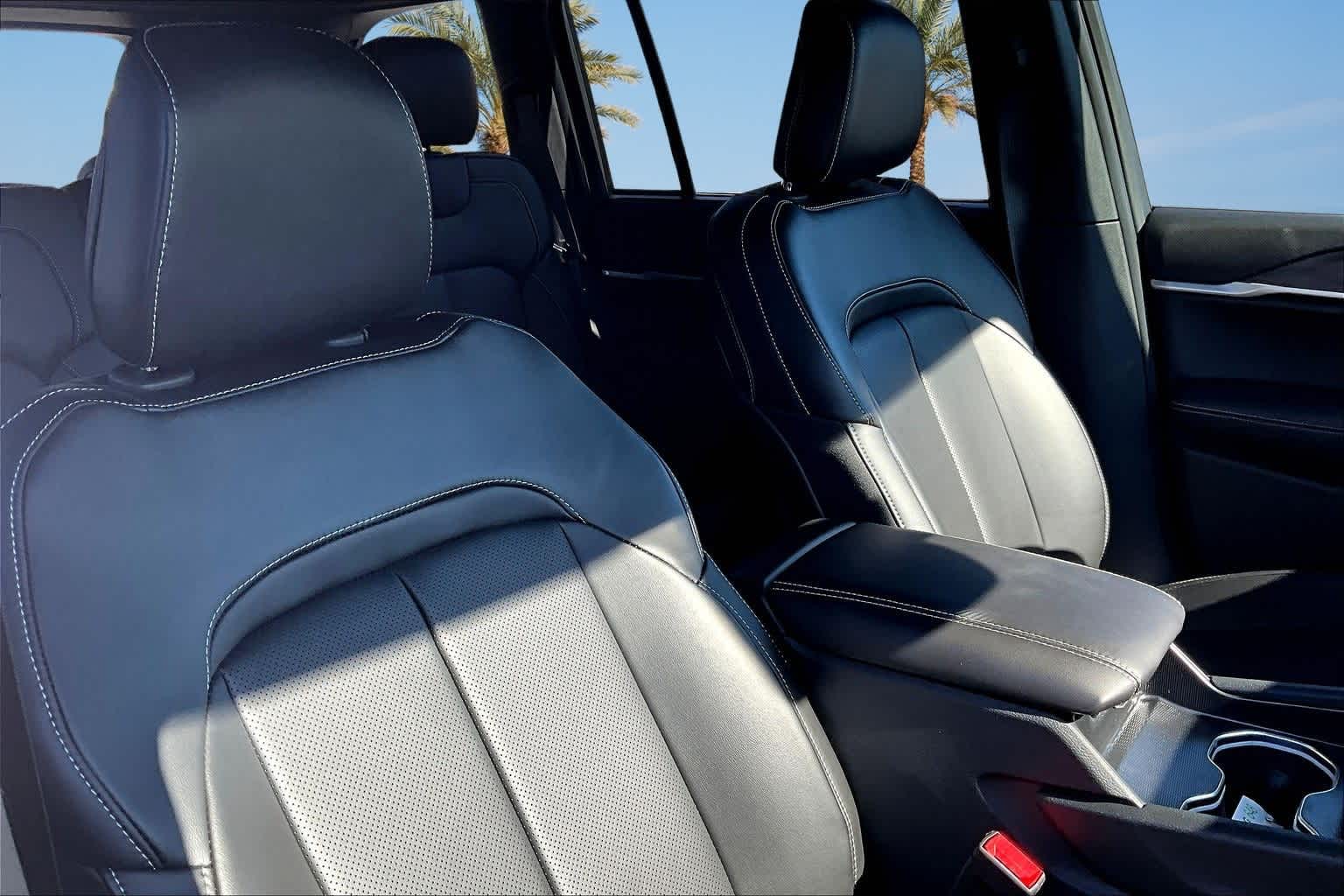 Thumbnail: 2025 Jeep Grand Cherokee - 14