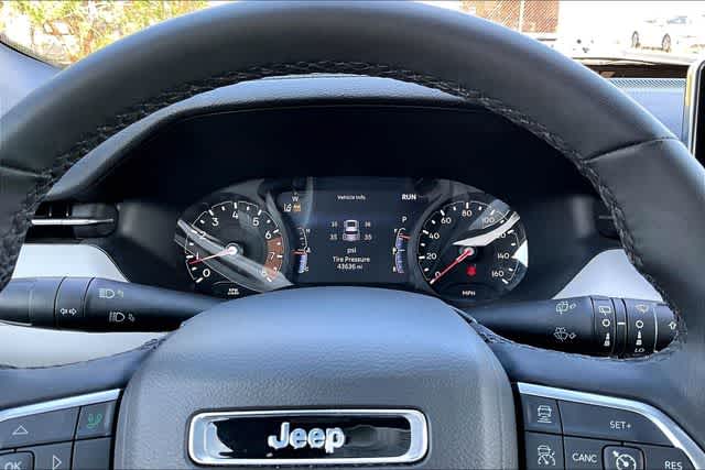 Thumbnail: 2025 Jeep Compass - 17