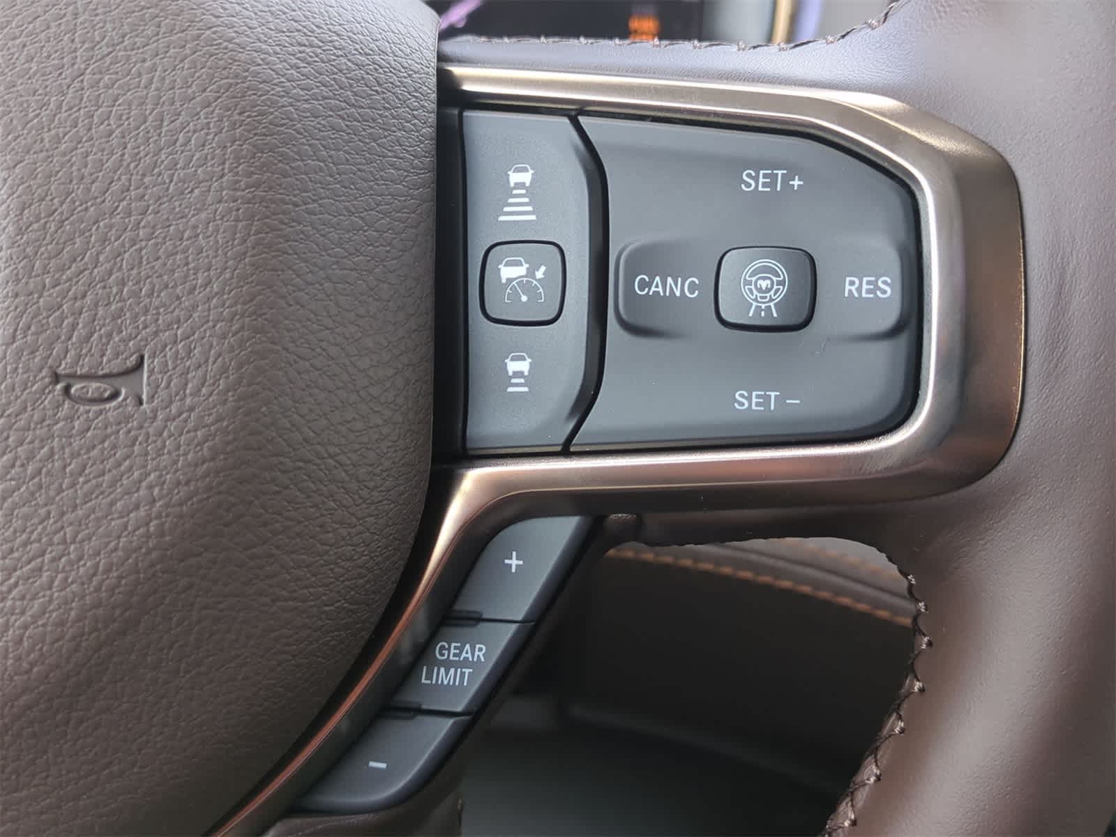 Thumbnail: 2025 RAM 1500 - 25