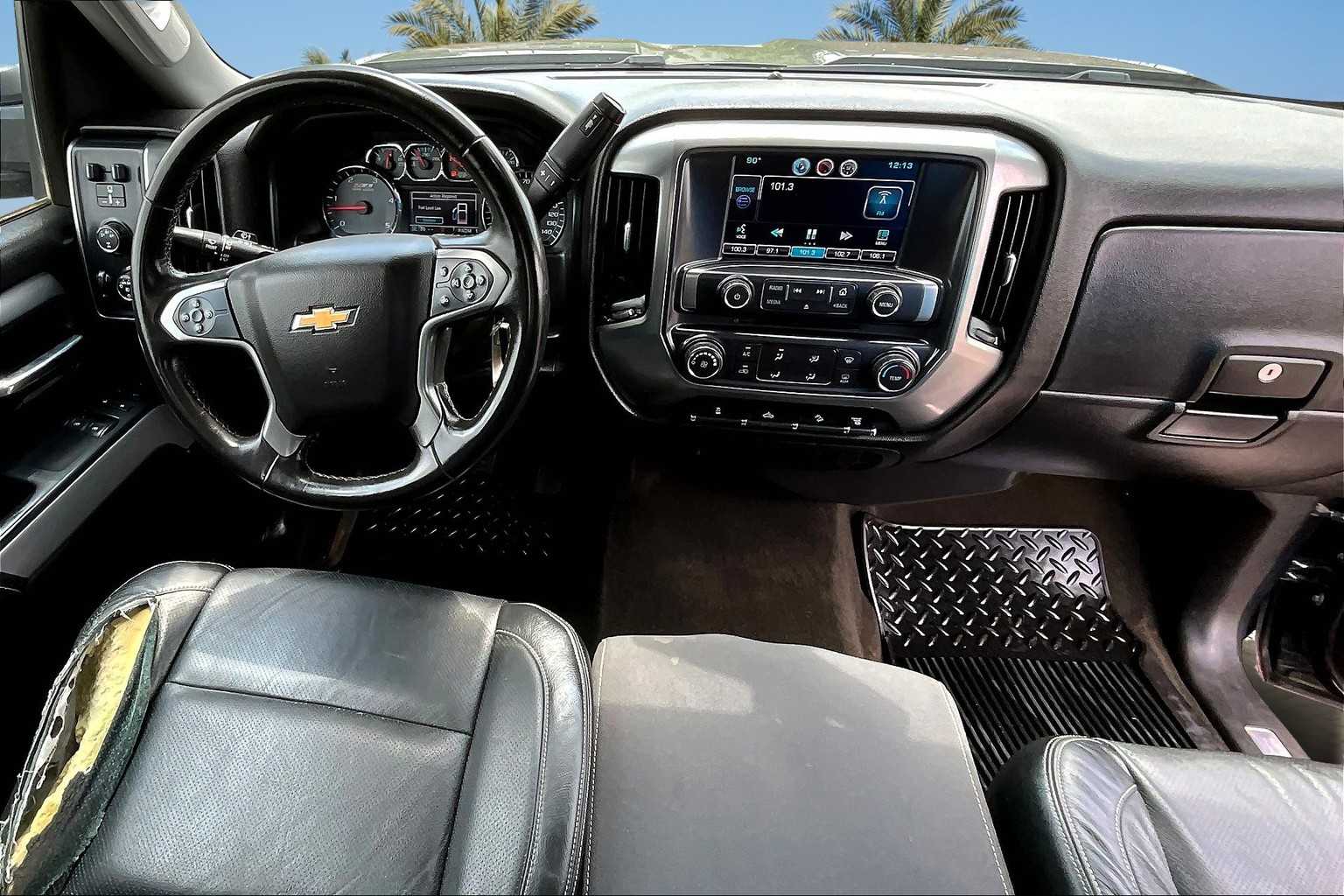 Thumbnail: 2015 Chevrolet Silverado 3500 - 16
