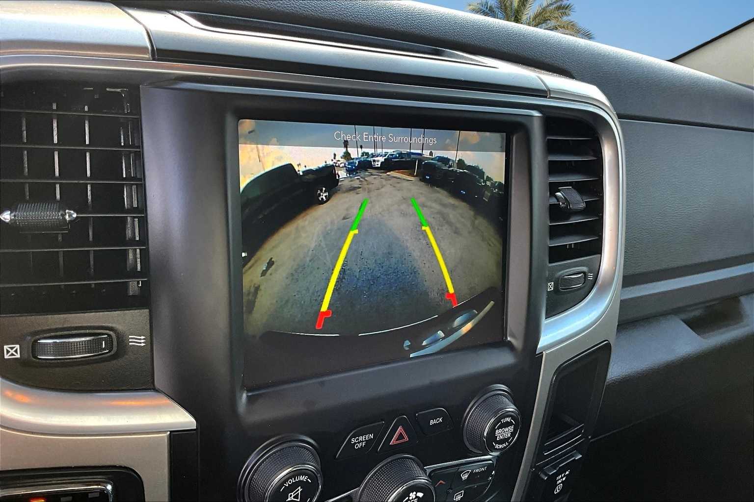 Thumbnail: 2019 RAM 1500 Classic - 25