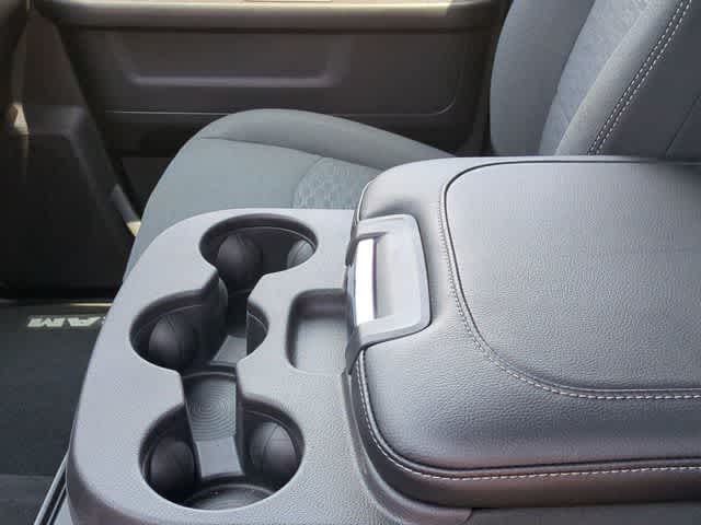 2025 RAM 2500 Tradesman - Photo 28