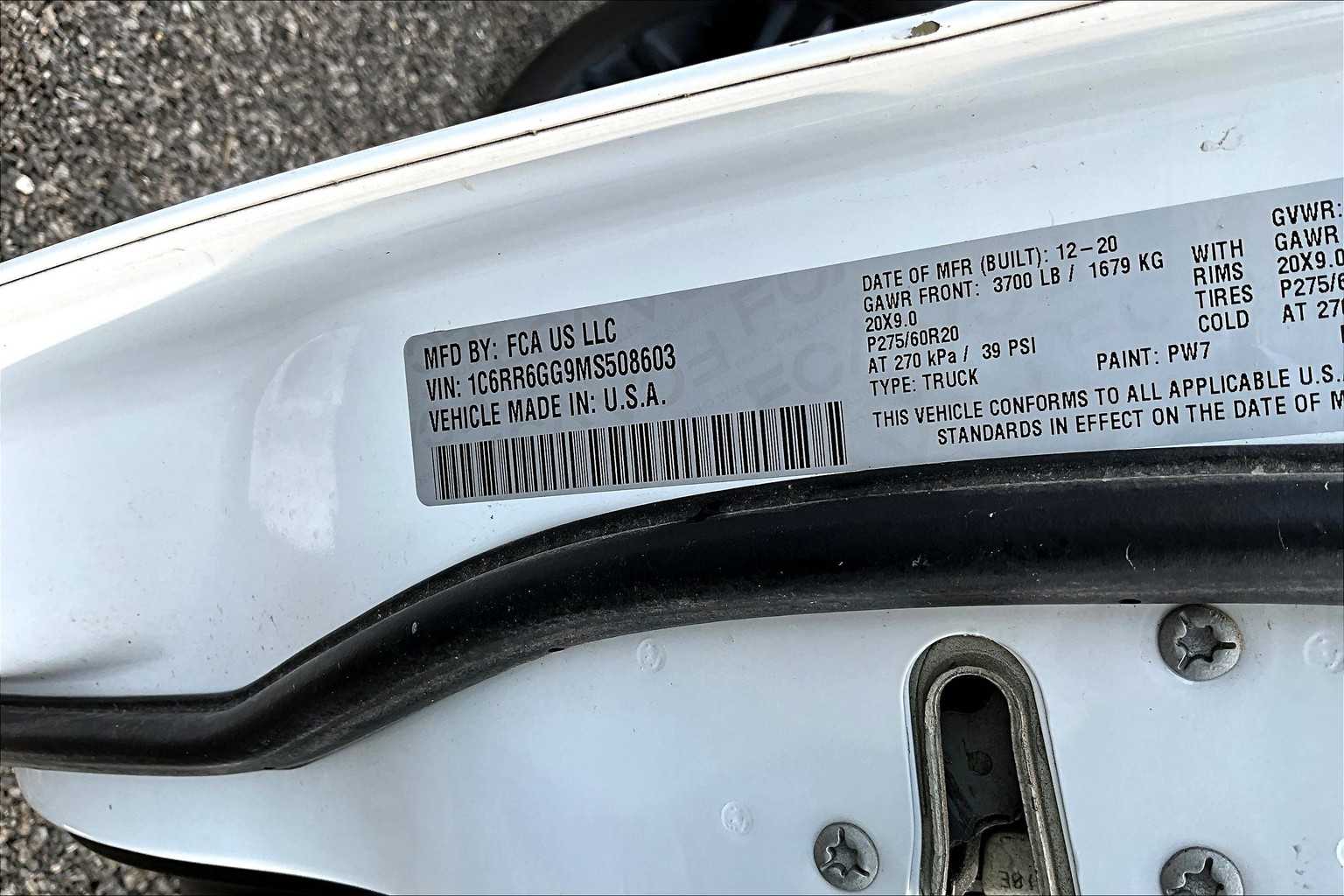 Thumbnail: 2021 RAM 1500 Classic - 16