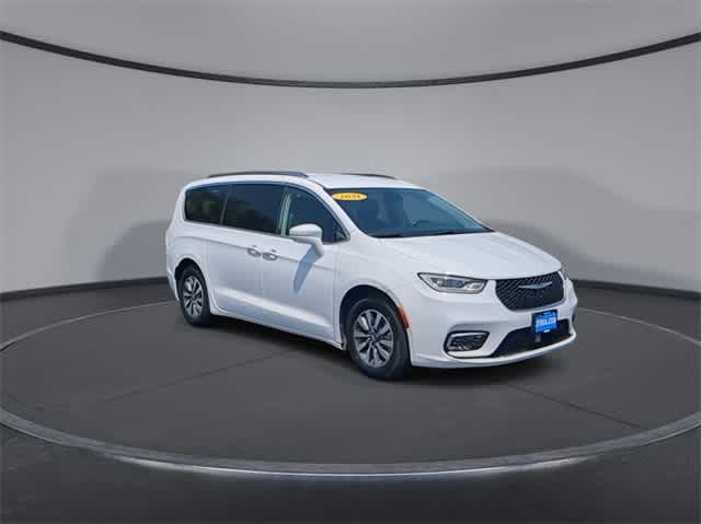 Thumbnail: 2021 Chrysler Pacifica - 2